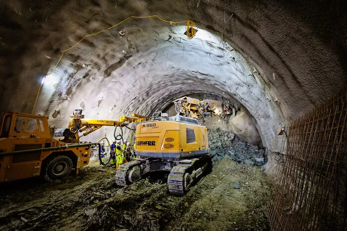 The Hidden Beauty Of Industry: My View Inside The Machines That Move Our World (9 Pics)