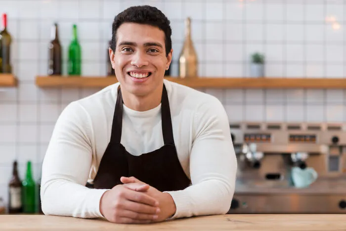 50 Of The Best And Worst Things Bilinguals Heard Someone Say When They Thought Nobody Would Understand Them