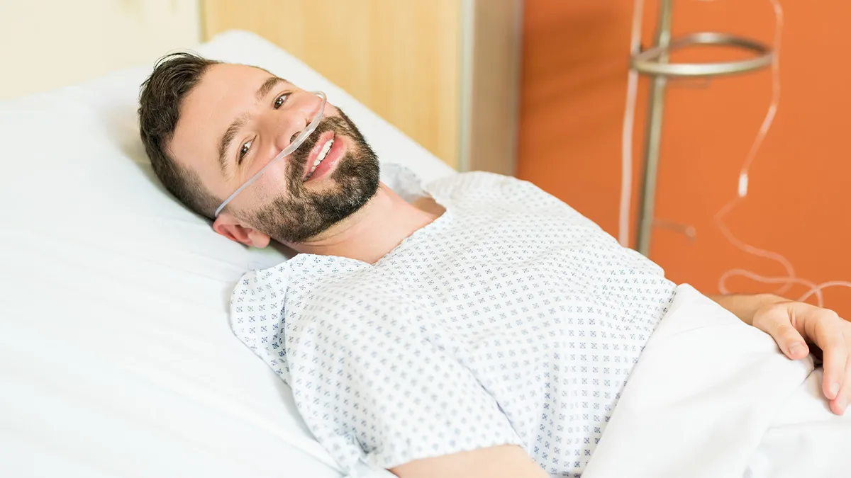“The Hardest I’ve Tried To Not Laugh”: 30 ER Employees Share The Most Comical Moments Of Their Jobs