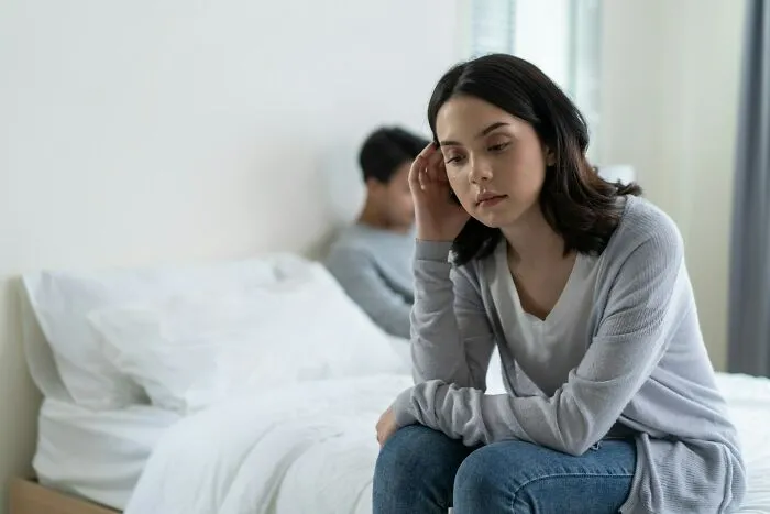“Giant Warning Sign”: 50 Men Reveal The Devastating Moments They Caught Their Women Cheating