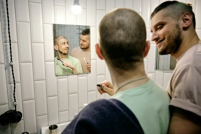 25 People Confess Secrets They’d Only Reveal Under The Condition Of Complete Anonymity