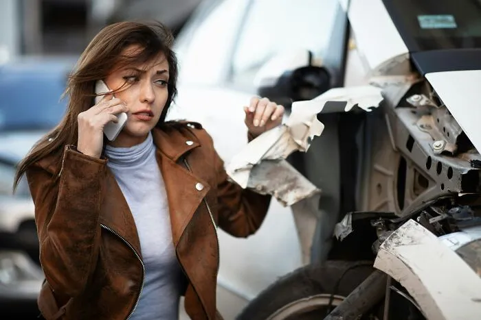 "Guy Behind Me Basically Evaporated": 40 Times People's Gut Instinct Saved Their Lives