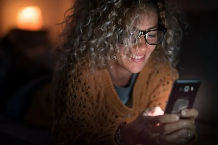 “Giant Warning Sign”: 50 Men Reveal The Devastating Moments They Caught Their Women Cheating