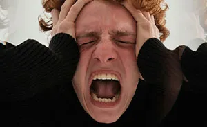 26 Molestos inconvenientes que son muy irritantes