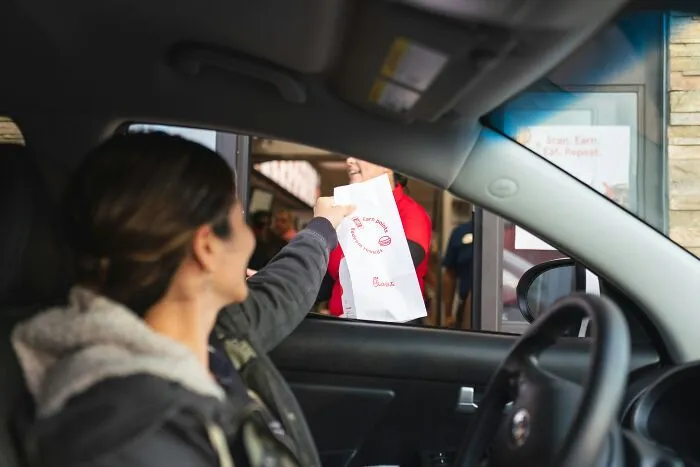 Here Are 37 Stories When Customers Couldn't Pay A Restaurant Bill And What Happened Next