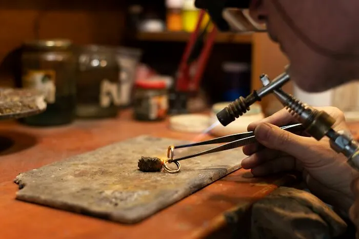 49 Strangest Mysteries That Were Actually Solved