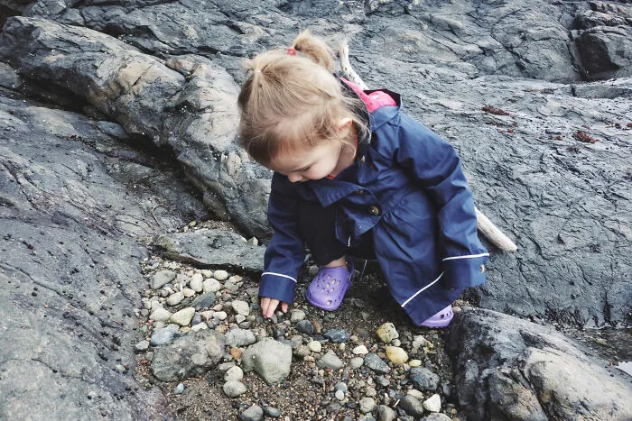 35 Random Things People Did As Kids And Realized Only Years Later Were Actually Not OK