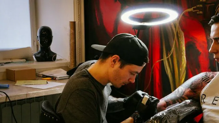 Tattoo Artists Are Sharing Their Biggest “Oops!” Moments, And These 39 Stories Take The Cake