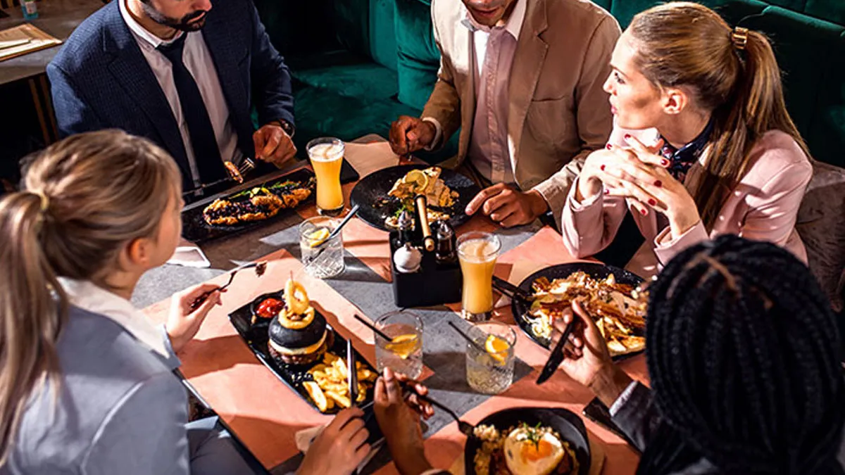 Guy Refuses To Pay $825 After Friend's Entitled Guests Go Crazy With Ordering