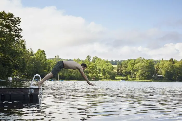 “Learn How To Swim”: People Say To Dedicate 10 Hours To These 46 Skills That Pay Off Big-Time