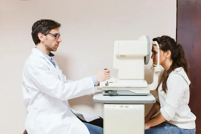 50 Times Doctors Didn’t Know What To Say To A Patient’s Ridiculous Self-Diagnosis