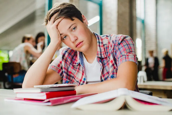 32 Moments Patients Swore Everything Was Fine, But Doctors Instantly Knew Something Wasn’t Right