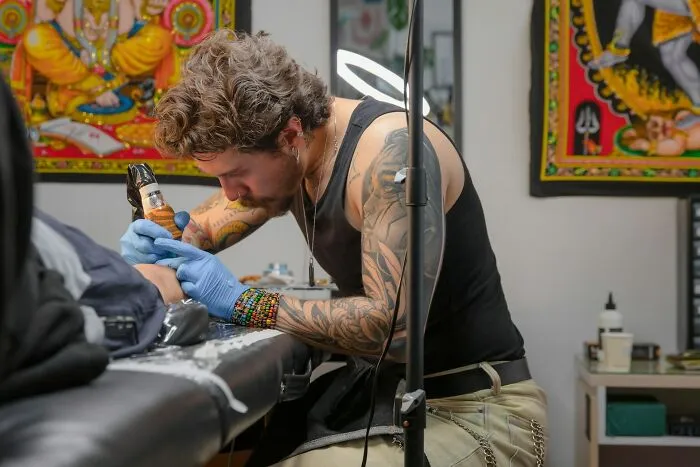 Tattoo Artists Are Sharing Their Biggest “Oops!” Moments, And These 39 Stories Take The Cake