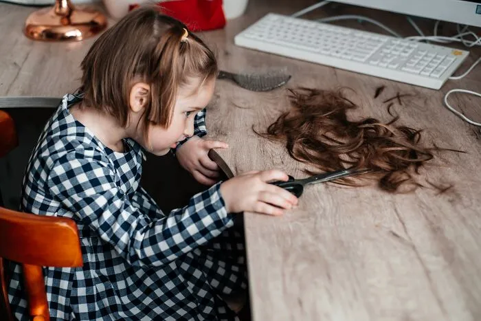 50 People Share The Embarrassing Childhood Moments They’ll Never Live Down