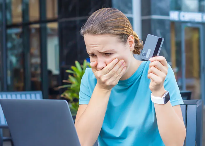 40 People Who Tore Their Own Lives Apart With Bad Choices, Not Substances