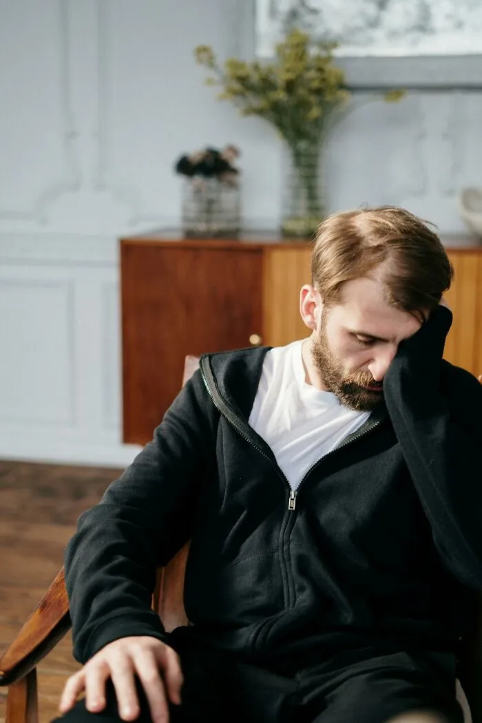 “Painfully Awkward”: 46 Of The Worst And Most Chaotic Funeral Stories People Have Shared