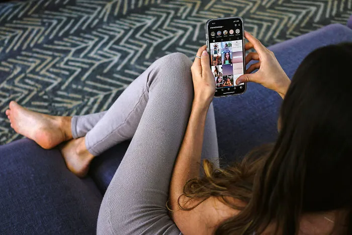 30 Women Share 'Stalking' Stories That Are On Another Level