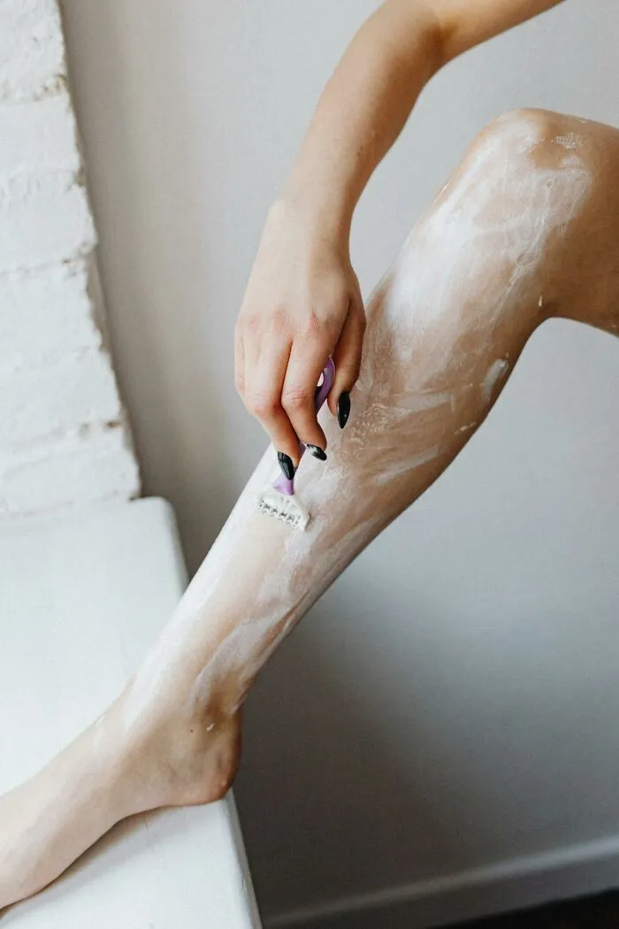 50 Subtle Signs People Noticed Before Discovering Their Partner’s Affair