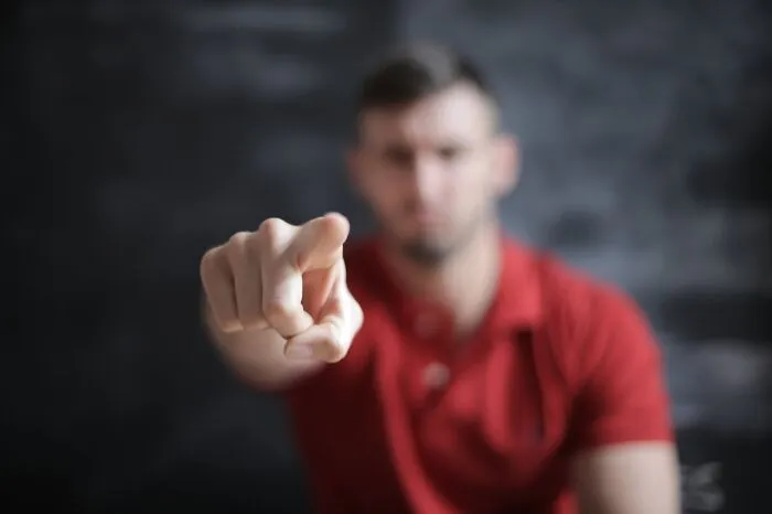 50 Subtle Signs People Noticed Before Discovering Their Partner’s Affair