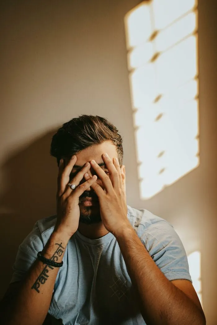 Online Dating Is Not Easy, And People Shared 50 Things To Do Or Avoid Doing
