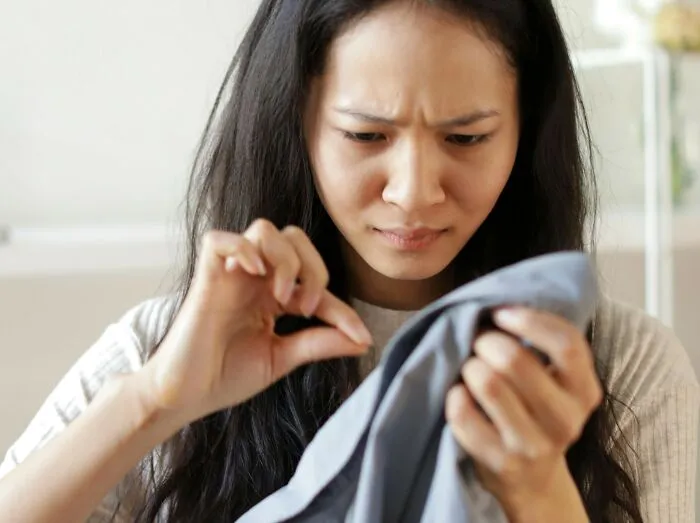 30 Women Share 'Stalking' Stories That Are On Another Level