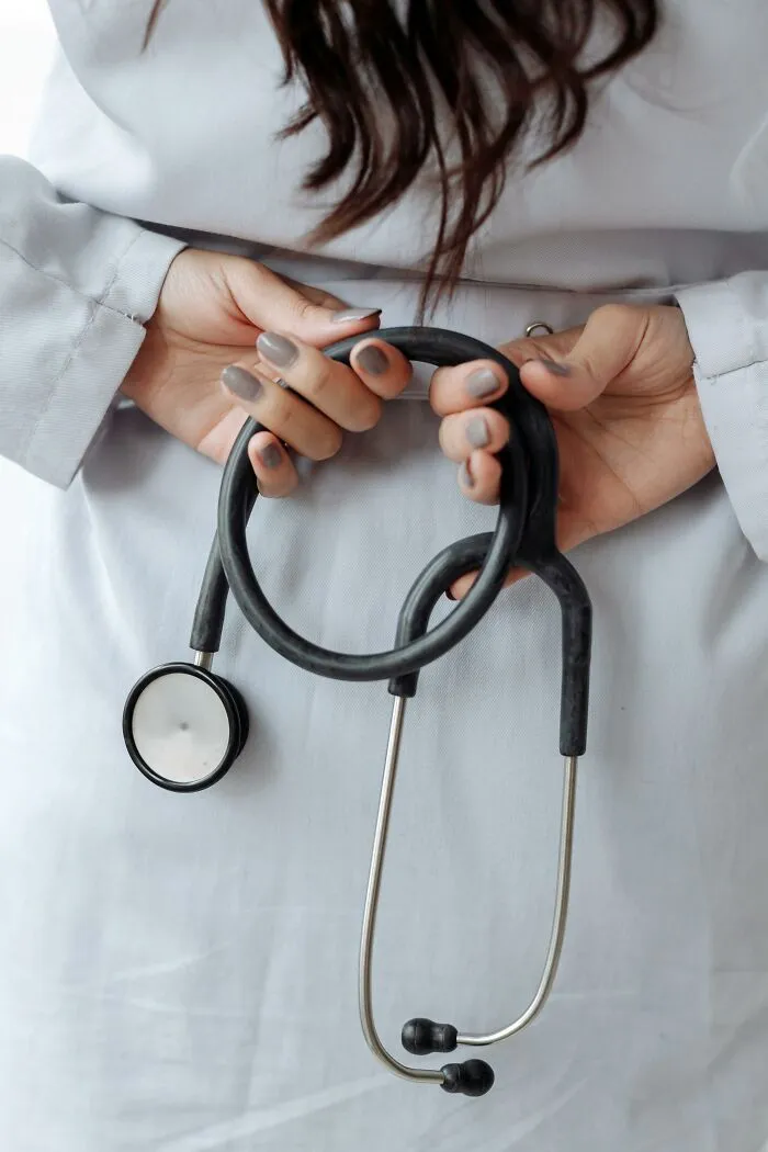 "Creepiest Thing I've Seen": 43 Doctors Share The Worst Things They've Witnessed On The Job