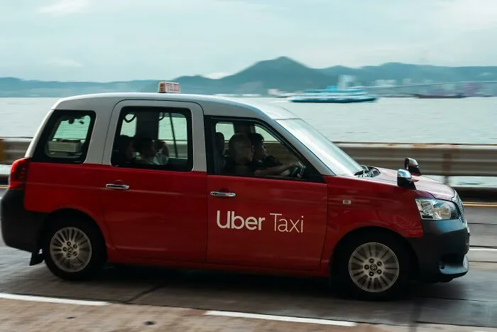 31 Moments Parents Got Technology So Wrong Their Kids Couldn’t Stop Laughing