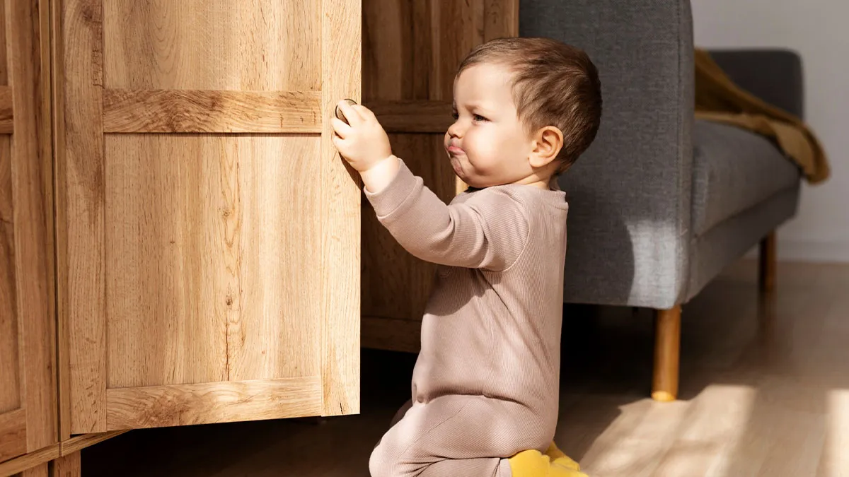 Family Drama Ensues As Lady Demands Sibling Childproof Home For Her Son, Furious When Told No