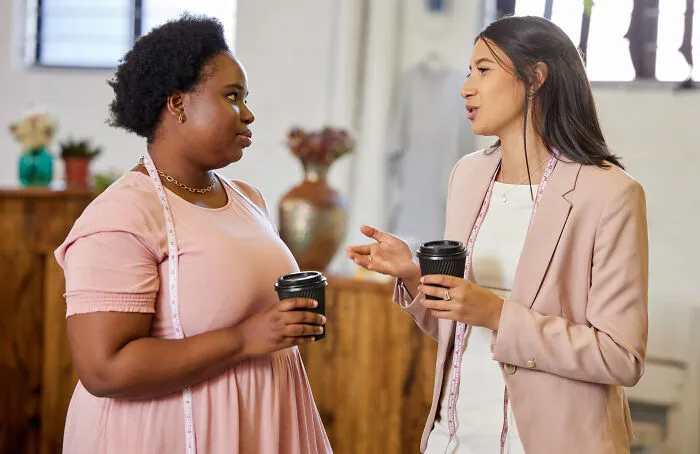 “Should I Text Back Now?”: 46 People Talk About The Social Cues That Baffle Them