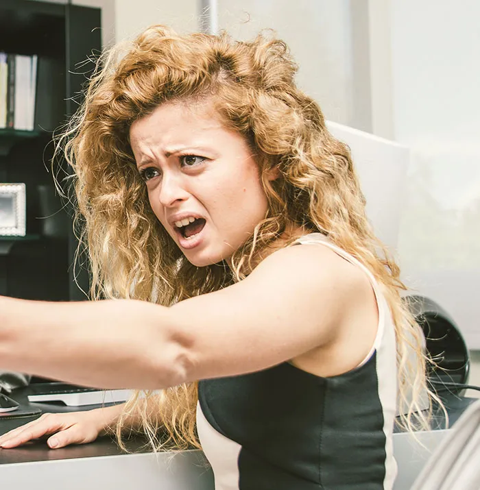 “Should I Text Back Now?”: 46 People Talk About The Social Cues That Baffle Them
