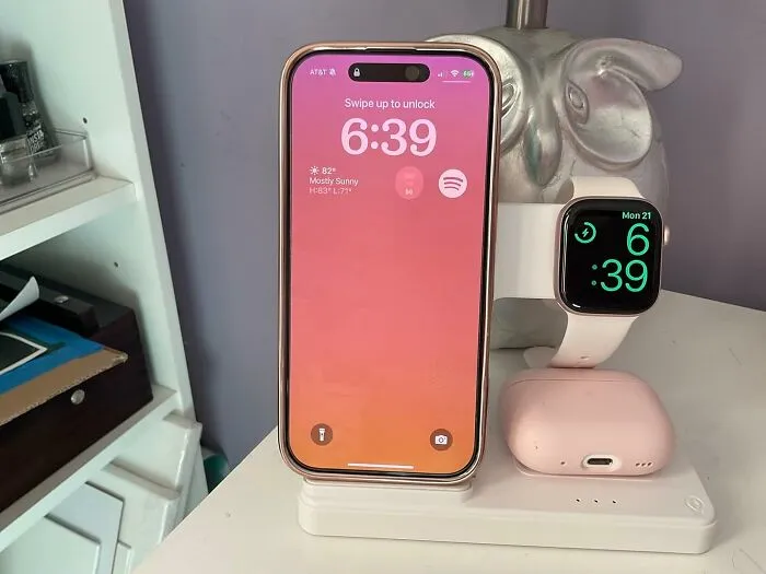 The Only Three-Way Your Work Desk Should Ever Be Involved In Is With This <a Style="Display:inline;" Href="Https://Www.amazon.com/Wireless-Charger-Charging-Station-Multiple/Dp/B0djgf33b8?ie=utf8&th=1&linkcode=ll1&tag=bpeagle-20&linkid=c61b312fb5ecaa58d9a3fa220fc93330&language=en_us&ref_=as_li_ss_tl" Target="_blank">  <span Style="Font: Inherit; Color: #d74b1f;"> 3-In-1 Wireless Charging Station </Span>
