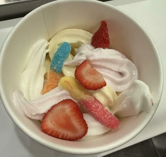 Girl Snack Tart Yogurtland