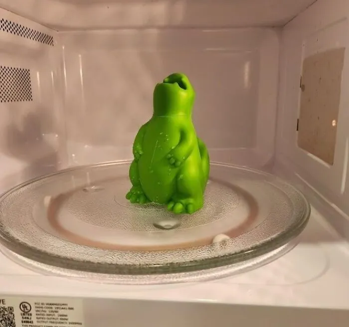 Let An Angry Little <a Style="Display:inline;" Href="Https://Www.amazon.com/Genuine-Fred-Microwave-Dishwasher-Effective/Dp/B0db2gtqmz?ie=utf8&linkcode=ll1&tag=bpkiwi-20&linkid=070e569d0b5855b906cf7fa07d130646&language=en_us&ref_=as_li_ss_tl" Target="_blank">  <span Style="Font: Inherit; Color: #d74b1f;"> Dragon Microwave Steam Cleaner </Span> Breathe Fire And Fury Onto Last Week's Food Explosions So You Don't Have To