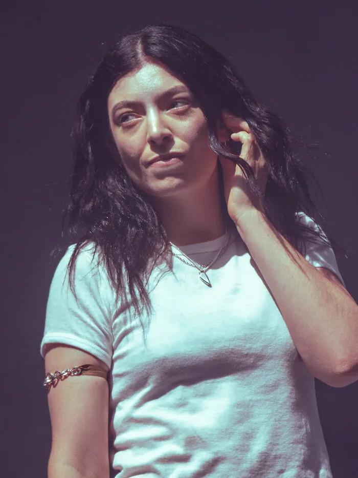 Singer Songwriter Lorde, 29