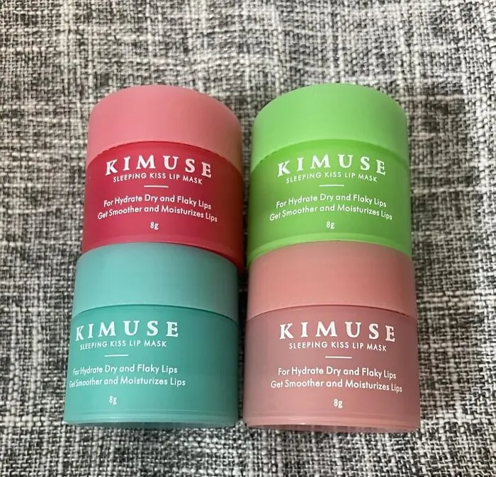 The Only Thing That Should Be Cracked This Winter Is The Ice, Which Is Why Your Bestie Needs The <a Style="Display:inline;" Href="Https://Www.amazon.com/Kimuse-Lip-Sleeping-Mask-Set/Dp/B0c1v7tjj8?ie=utf8&linkcode=ll1&tag=bpdog-20&linkid=984f62911bba8fe79cece0be74c984a2&language=en_us&ref_=as_li_ss_tl" Target="_blank">  <span Style="Font: Inherit; Color: #d74b1f;"> Kimuse Lip Mask Set </Span>