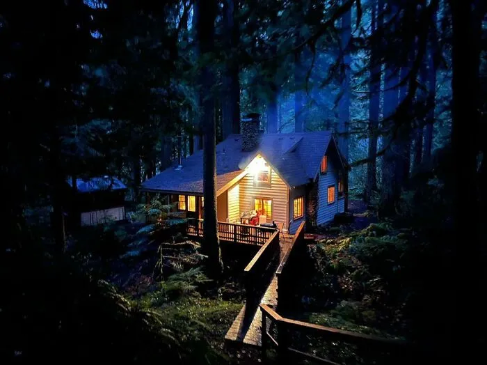 My Friend’s Off Grid Cabin In The Pacific North West