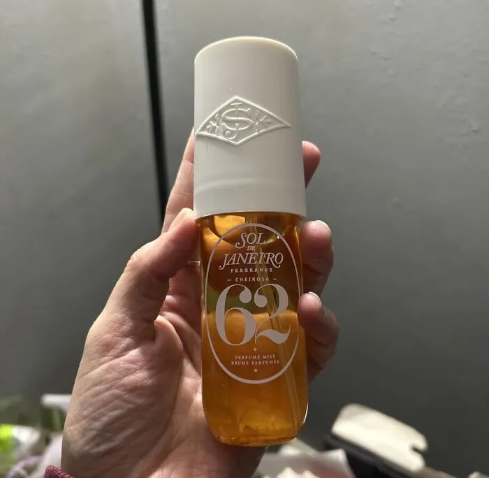A Tropical Vacation Can Now Be Their Personal Scent Twin With <a Style="Display:inline;" Href="Https://Www.amazon.com/Sol-Janeiro-Cheirosa-Hair-Fragrance/Dp/B09w18n3gt?ie=utf8&th=1&linkcode=ll1&tag=bppony-20&linkid=c4fa82d5ff40de29eefc2dba64adda19&language=en_us&ref_=as_li_ss_tl" Target="_blank">  <span Style="Font: Inherit; Color: #d74b1f;"> Sol De Janeiro Hair & Body Perfume Mist </Span>