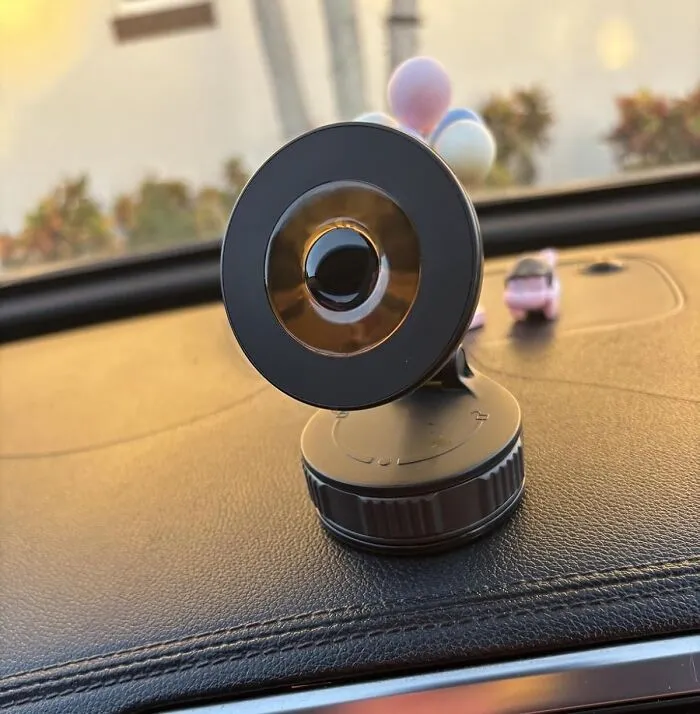  Your Phone's Days Of Face-Planting Onto The Car Floor Are Officially Over With This <a Style="Display:inline;" Href="Https://Www.amazon.com/Xuysi-Adjustable-Hands-Free-Compatible-Smartphones/Dp/B0fb3lhczx?ie=utf8&th=1&linkcode=ll1&tag=bphamster-20&linkid=a1a8b357181dd5cc9849529744e1a332&language=en_us&ref_=as_li_ss_tl" Target="_blank">  <span Style="Font: Inherit; Color: #d74b1f;"> Magnetic Suction Phone Holder </Span>