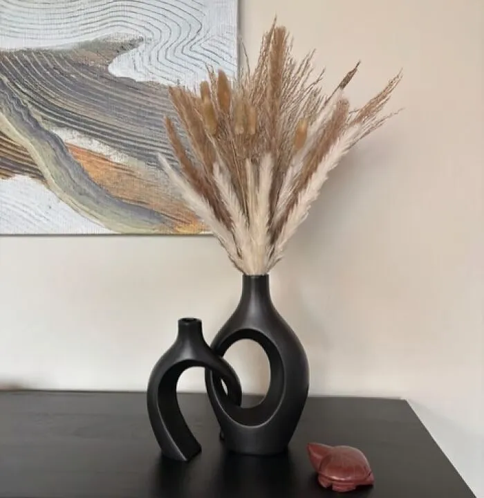 Your Home's Fall Aesthetic Is About To Have Its Main Character Moment With A Little Help From Some <a Style="Display:inline;" Href="Https://Www.amazon.com/Contains-Flowers-Bouquet-Wedding-Farmhouse/Dp/B09h5jzc97?ie=utf8&th=1&linkcode=ll1&tag=bpwolf-20&linkid=dd90af29c078c7646d05117437850386&language=en_us&ref_=as_li_ss_tl" Target="_blank">  <span Style="Font: Inherit; Color: #d74b1f;"> Dried Pampas Grass </Span>
