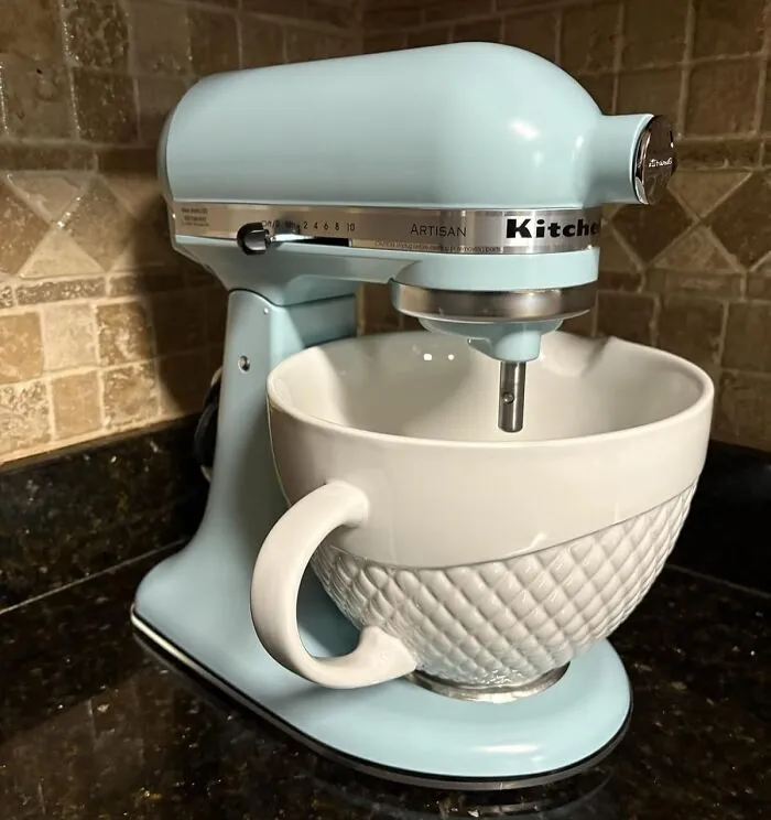 The Signal That You're Taking Your Baking Hobby Way Too Seriously Is A <a Style="Display:inline;" Href="Https://Www.amazon.com/KitchenAid-Ksm150psmi-Base_product/Dp/B09nhwjrfm?ie=utf8&th=1&linkcode=ll1&tag=bpferret-20&linkid=045e6a61413f1dbea1445ebb26589806&language=en_us&ref_=as_li_ss_tl" Target="_blank">  <span Style="Font: Inherit; Color: #d74b1f;"> 5 Quart KitchenAid Stand Mixer </Span>