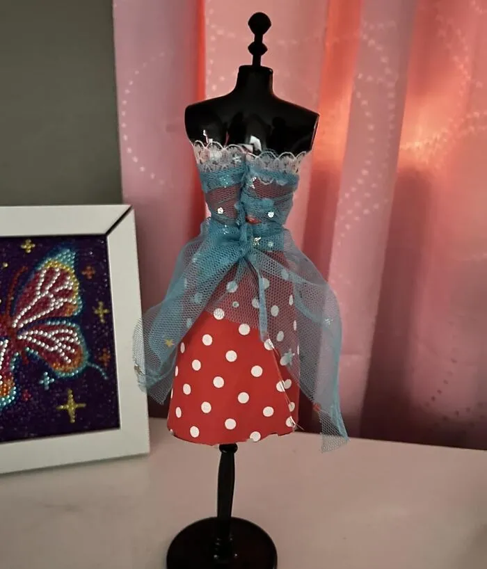The Tiny Tim Gunn Living Inside Your Kid Is About To Have Their "Make It Work" Moment With A <a Style="Display:inline;" Href="Https://Www.amazon.com/Klever-Kits-Mannequins-Birthday-Christmas/Dp/B0cn6ykh9r?ie=utf8&linkcode=ll1&tag=bpoctopus-20&linkid=a0adc80a1af2bf4724c25e366fee6712&language=en_us&ref_=as_li_ss_tl" Target="_blank"> <spon Style="Font: Inherit; Color: #d74b1f;"> Fashion Design Craft Kit </Span>