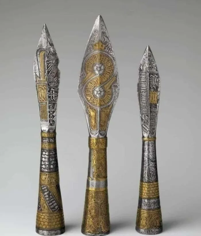 Temren - 600 Year Old Turkish Arrowheads