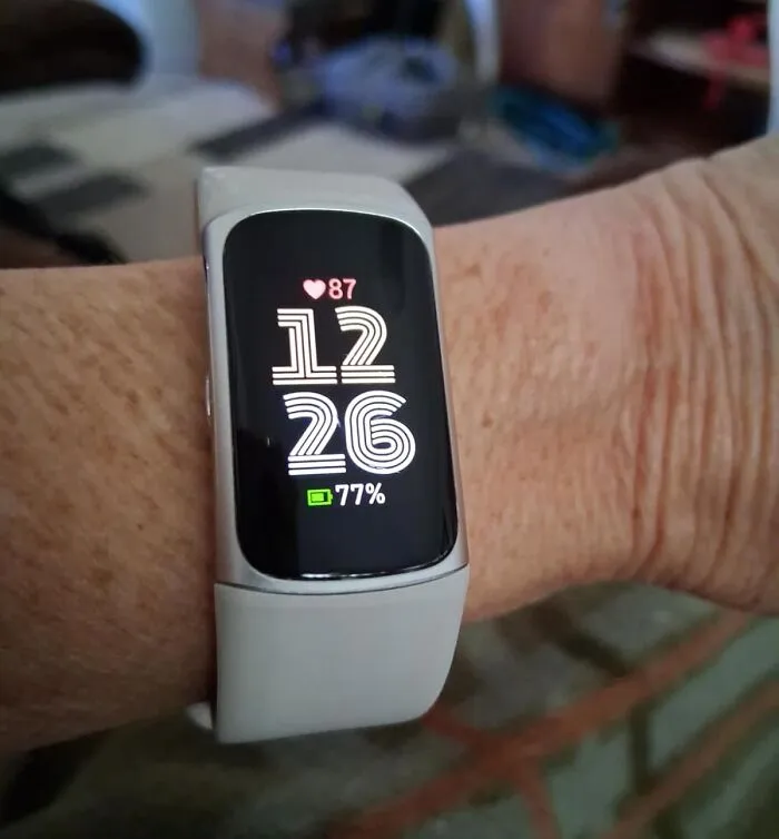 Now They Can Have Concrete Proof That Their Heart Races When Their Boss Emails Them Thanks To The <a Style="Display:inline;" Href="Https://Www.amazon.com/Fitbit-Exercise-Equipment-Membership-Porcelain/Dp/B0cc63gz3r?ie=utf8&th=1&linkcode=ll1&tag=bpmole-20&linkid=747f32595adf40b9031576e89300d5cd&language=en_us&ref_=as_li_ss_tl" Target="_blank">   <span Style="Font: Inherit; Color: #d74b1f;"> Fitbit Charge 6 </Span>