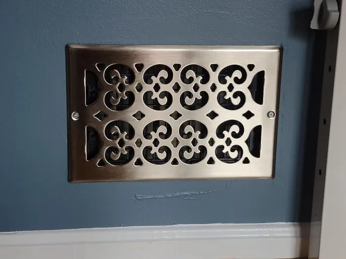 These <a Style="Display:inline;" Href="Https://Www.amazon.com/Decor-Grates-Sp610w-Nkl-Register-10-Inch/Dp/B006kz06dk?ie=utf8&th=1&linkcode=ll1&tag=bpfig-20&linkid=495398bc3b80f93c3b51bf307e983102&language=en_us&ref_=as_li_ss_tl" Target="_blank">   <span Style="Font: Inherit; Color: #d74b1f;"> Decorative Grate Covers </Span> Will Make The Vents In Your House Look Less Like Sad Industrial Accidents And More Like Intentional Design Choices