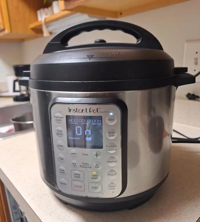 The Collection Of Single-Purpose Gadgets Cluttering Your Counter Are About To Get An Eviction Notice From The <a Style="Display:inline;" Href="Https://Www.amazon.com/Instant-Pot-Plus-60-Programmable/Dp/B01nbktpts?ie=utf8&th=1&linkcode=ll1&tag=bpworm-20&linkid=57d431cf360f99b21ff9167a79c2fd76&language=en_us&ref_=as_li_ss_tl" Target="_blank">   <span Style="Font: Inherit; Color: #d74b1f;"> Instant Pot Duo </Span>