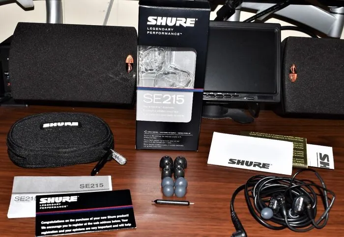 The <a Style="Display:inline;" Href="Https://Www.amazon.com/Shure-Se215-K-Isolating-Earphones-Microdriver/Dp/B004pnzfz8?ie=utf8&th=1&linkcode=ll1&tag=bplobster-20&linkid=78abc5aaa941e775fab09868eed4fe54&language=en_us&ref_=as_li_ss_tl" Target="_blank">   <span Style="Font: Inherit; Color: #d74b1f;"> Shure Pro Wired Earbuds </Span> Will Let You Hear Every Single, Subtle Detail In Your Favorite Songs That Your Sad, Freebie Headphones Have Been Rudely Hiding From You