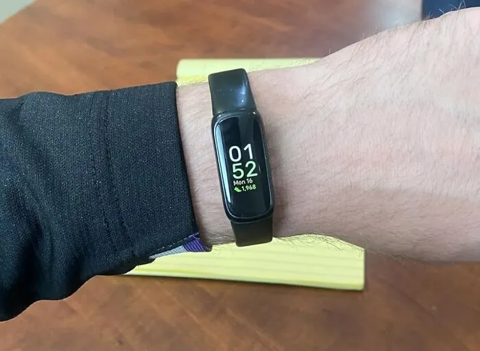  Finally, You'll Have The Hard Data You Need To Justify That Post-Workout Nap Thanks To The <a Style="Display:inline;" Href="Https://Www.amazon.com/Fitbit-Management-Intensity-Tracking-Midnight/Dp/B0b5f9szw7?ie=utf8&th=1&linkcode=ll1&tag=bpcorgi-20&linkid=cc76b771fa9b2fbd70ca619fb7c07053&language=en_us&ref_=as_li_ss_tl" Target="_blank">   <span Style="Font: Inherit; Color: #d74b1f;"> Fitbit Inspire 3 </Span>