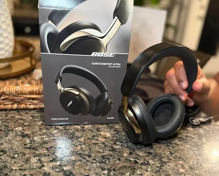 The New <a Style="Display:inline;" Href="https://www.amazon.com/Bose-QuietComfort-Wireless-Cancelling-Headphones/dp/B0CCZ1L489?crid=30SAOX0F45YVG&dib=eyJ2IjoiMSJ9.dGxNiwCe1hW6avULddNQJXjLc2wfDPaVd0cLOHxBUWtKGwl_0S8hWijR4BRKxDobH4Kjd-obY95-fMtAJ2D4f8QawKquEgMGQov1VZ4hytv59oO6J1BhbCHY1wLtkQt0xtzVqsdIMoPhYlo1bTDNCdH1gx3QbZMdgiPeAwqkD50mcxOKgU3D85w_ish5myw9DcA9d3yjBGxPjAk09XtuHFLUdF2PkUXBXhdaXP-wotWkK0FINBSvAJKo_zzCir6NXV6OH15BH6xhfojspzpV2hMX2coipyuxGdBRu4E8Abo.C0BGuEsQiiYwaL_cNMDRO8xhQFdWB6Ac1mexdOGv1c4&dib_tag=se&keywords=Bose%2BNew%2BQuietComfort%2BUltra%2BBluetooth%2BHeadphones%2B%282nd%2BGen%29%2C%2BWireless%2BHeadphones%2Bwith%2BSpatial%2BAudio%2C%2BOver%2BEar%2BNoise%2BCancelling%2Bwith%2BMic%2C%2BUp%2Bto%2B30%2BHours%2Bof%2BPlay%2Btime%2C%2BDriftwood%2BSand%2B-%2BLimited%2BEdition&nsdOptOutParam=true&qid=1763731575&s=electronics&sprefix=bose%2Bnew%2Bquietcomfort%2Bultra%2Bbluetooth%2Bheadphones%2B2nd%2Bgen%2B%2C%2Bwireless%2Bheadphones%2Bwith%2Bspatial%2Baudio%2C%2Bover%2Bear%2Bnoise%2Bcancelling%2Bwith%2Bmic%2C%2Bup%2Bto%2B30%2Bhours%2Bof%2Bplay%2Btime%2C%2Bdriftwood%2Bsand%2B-%2Blimited%2Bedition%2Celectronics%2C233&sr=1-1&th=1&linkCode=ll1&tag=bpsalmon-20&linkId=45a59dc8b98e686c778706eafa17fd25&language=en_US&ref_=as_li_ss_tl" Target="_blank"> <span Style="Font: Inherit; Color: #d74b1f;"> Bose Quietcomfort Ultra Headphones </Span> Create A Personal Bubble Of Silence So Profound, You Might Just Forget You're On A Crowded Subway And Not In A Private, Soundproofed Library