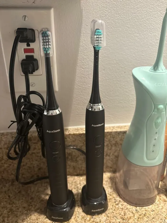  The Evidence Of Their Three-A-Day Coffee Habit Can Be Completely Expunged From The Record With An <a Style="Display:inline;" Href="Https://Www.amazon.com/Aquasonic-Black-Ultra-Whitening-Toothbrush/Dp/B072yvwbxh?ie=utf8&linkcode=ll1&tag=bppony-20&linkid=cf23a324f34a1cf1ffaf85fb7f0234c9&language=en_us&ref_=as_li_ss_tl" Target="_blank">  <span Style="Font: Inherit; Color: #d74b1f;"> Aquasonic Whitening Toothbrush </Span>