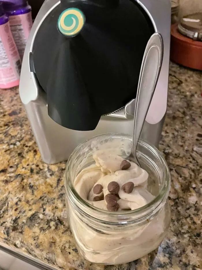 The Way To Make Your Guests Feel Like They're At A Boujee Frozen Yogurt Shop, But Without The Questionable Toppings Bar, Is With A <a Style="Display:inline;" Href="Https://Www.amazon.com/Yonanas-Classic-Dairy-Free-Recipes-200-Watts/Dp/B005083ecs?ie=utf8&th=1&linkcode=ll1&tag=bptapir-20&linkid=4601ca284ad7a6e6bae0c1b7eae6dfdb&language=en_us&ref_=as_li_ss_tl" Target="_blank">   <span Style="Font: Inherit; Color: #d74b1f;"> Frozen Fruit Soft Serve Maker </Span>